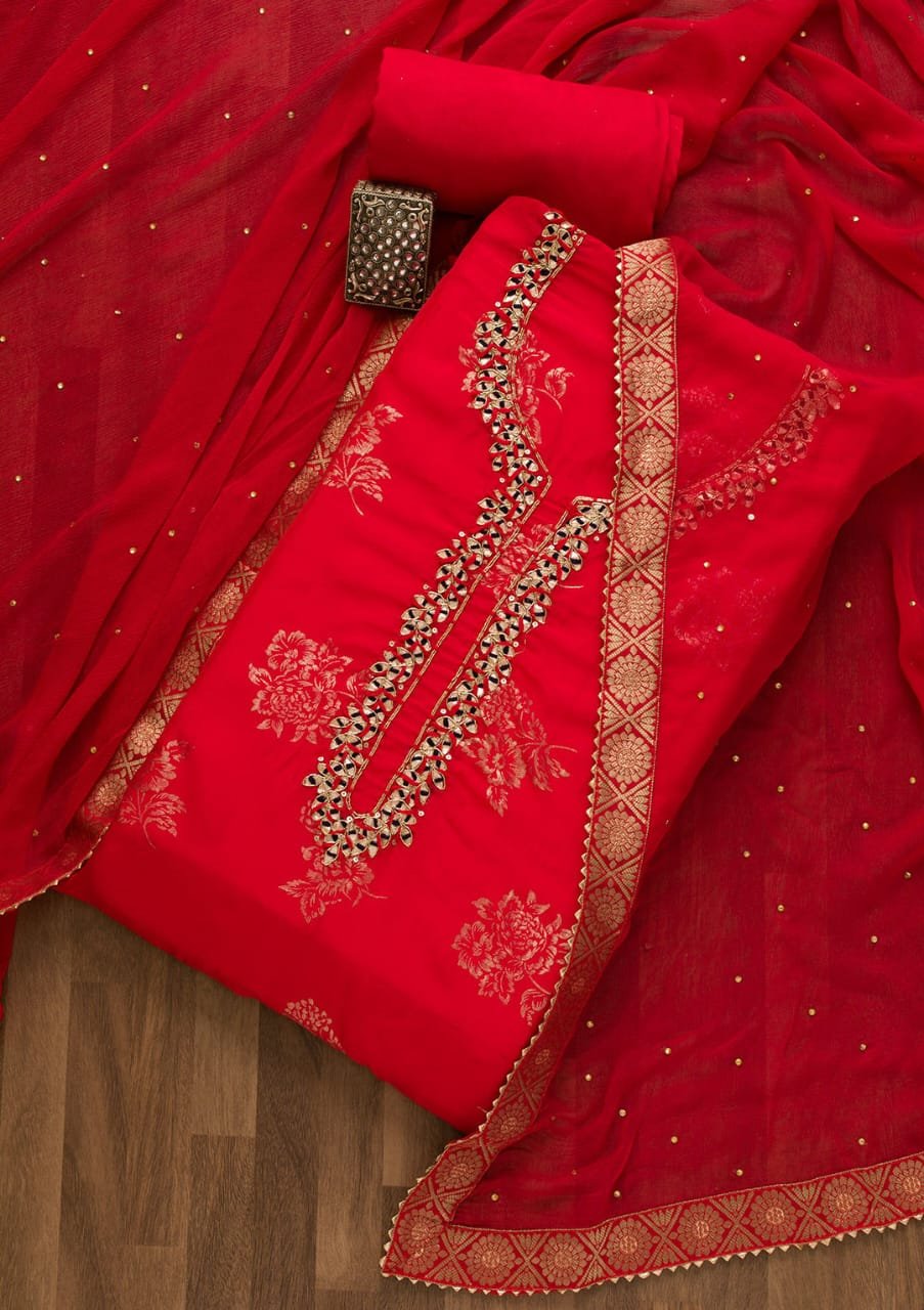 Women's Suits & Dress Materials