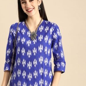 Anouk Women Blue & White Ikat Printed V-Neck Pure Cotton A-Line Kurta