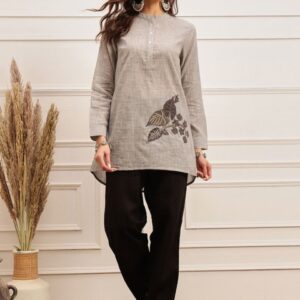 BARARA ETHNIC Band Collar Straight Kurta