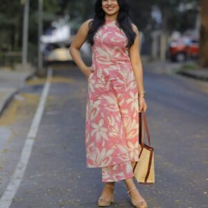 GoSriKi Floral Printed Straight Kurta With Palazzos
