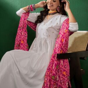 Sangria Women Patola Printed Dupatta