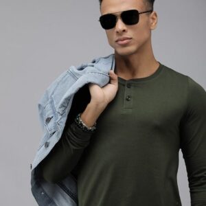 The Roadster Lifestyle Co Men Olive Green Shaped Fit Henley Neck T-shirt