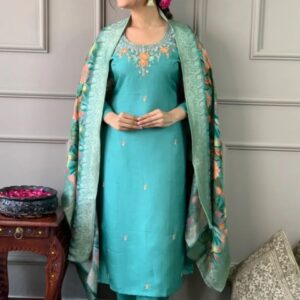 DIVASTRI Women Floral Embroidered Cotton Kurta with Trousers & Dupatta