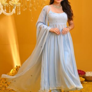 DIVASTRI Women Solid Anarkali Kurta with Trousers & Dupatta