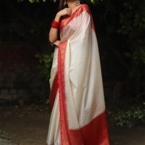 DIVASTRI Woven Design Zari Banarasi Saree With Unstitched Blouse Piece