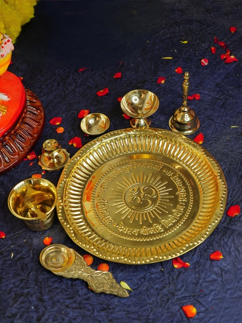 Ekhasa Gold Toned Textured 8 Pcs Brass Pooja Thali Set