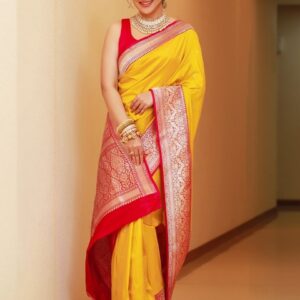 KALINI Zari Silk Blend Banarasi Saree