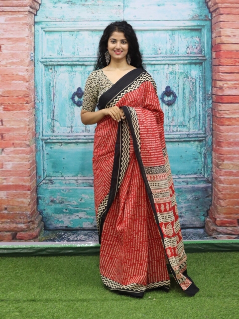 KIAARON Geometric Printed Pure Cotton Block Print Saree