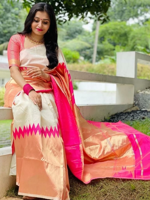 Mandara FASHION Woven Design Zari Kanjeevaram Saree