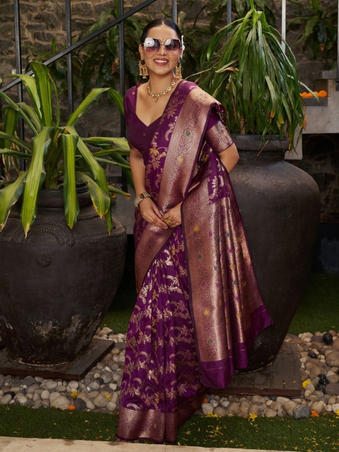 Mandara Floral Zari Banarasi Saree