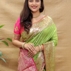 Royal Rajgharana Saree Woven Design Zari Pure Silk Banarasi Sarees